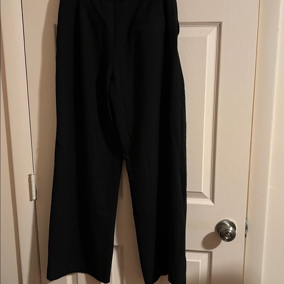 Zara Black and White Lined Jacket - Picture 2 of 3